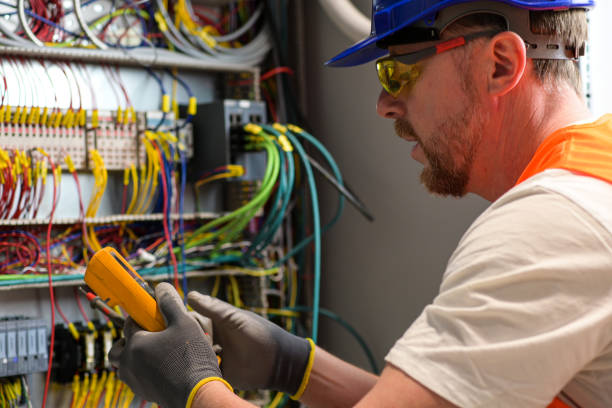 Best 24-Hour Electrician  in Edinburg, IL